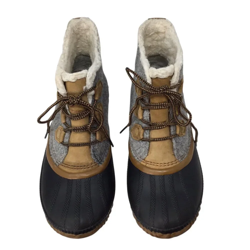 Sorel Boots Out n About Winter Duck Felt Lace Up Women's 9.5 NL3150-052 Faux Fur